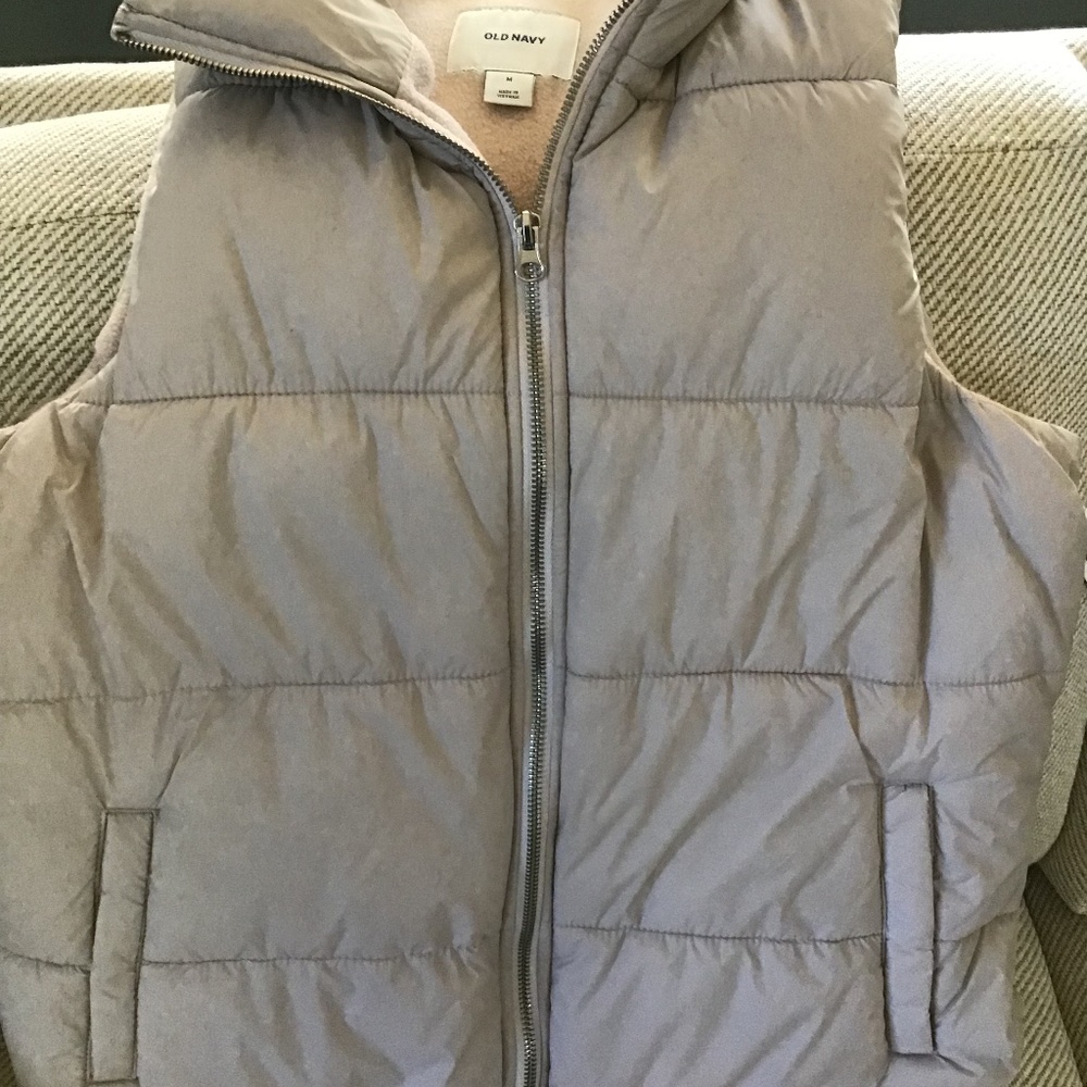 NWT Old Navy Quilted Lined Puffer Vest